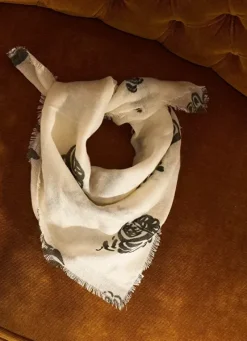 Sud Express Shoes & Accessories|Foulard Carre En Laine Et Soie Ecru Epic