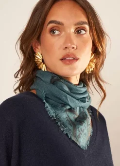 Sud Express Shoes & Accessories|Foulard Carre En Laine Et Soie Indigo Epic