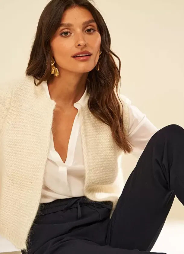 Sud Express Jumpers & Cardigans|Gilet Court Et Ouvert, En Mohair Et Alpaga Ecru Gotanax