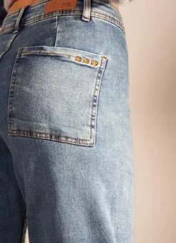 Sud Express Trousers & Jeans|Jean A La Coupe Flare Medium Stone Clara