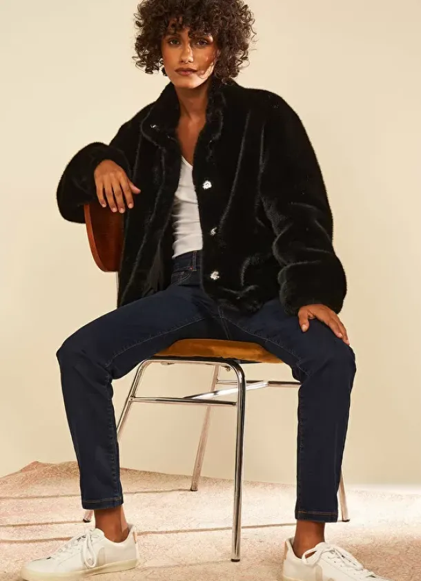 Sud Express Jackets & Coats|Manteau Court En Fausse Fourrure Noir Mucyli