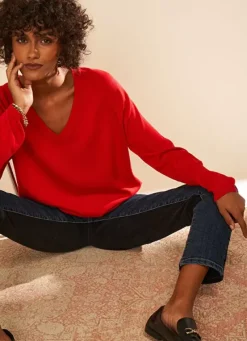 Sud Express Jumpers & Cardigans|Pull A Col V Au Tricotage Jersey Rouge Madeleina