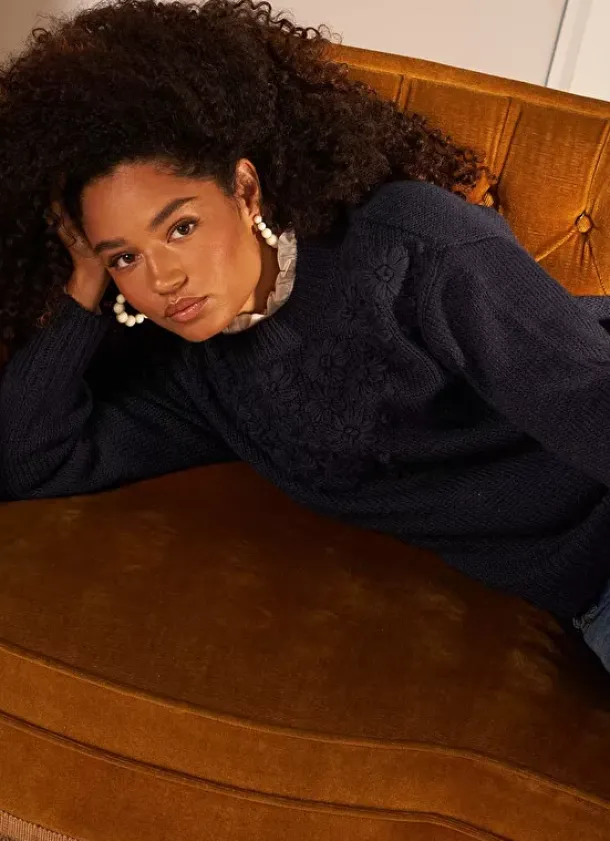 Sud Express Jumpers & Cardigans|Pull Col Rond A Broderies Florales Marine Marguerite