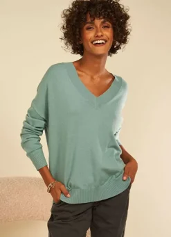 Sud Express Jumpers & Cardigans|Pull Col V A Maille Douce Celadon Marseillan