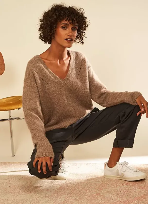 Sud Express Jumpers & Cardigans|Pull Col V En Mohair Vison Mannakayx