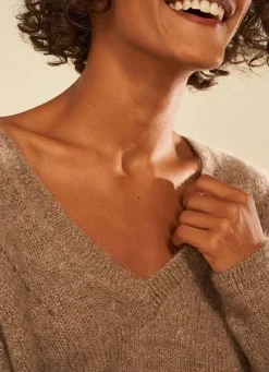 Sud Express Jumpers & Cardigans|Pull Col V En Mohair Vison Mannakayx